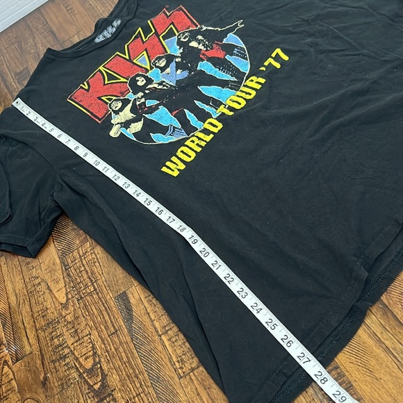 Kiss Band Tshirt Tee Blavk white red yellow blue World Tour 77 graphic size 2X - Picture 6 of 8